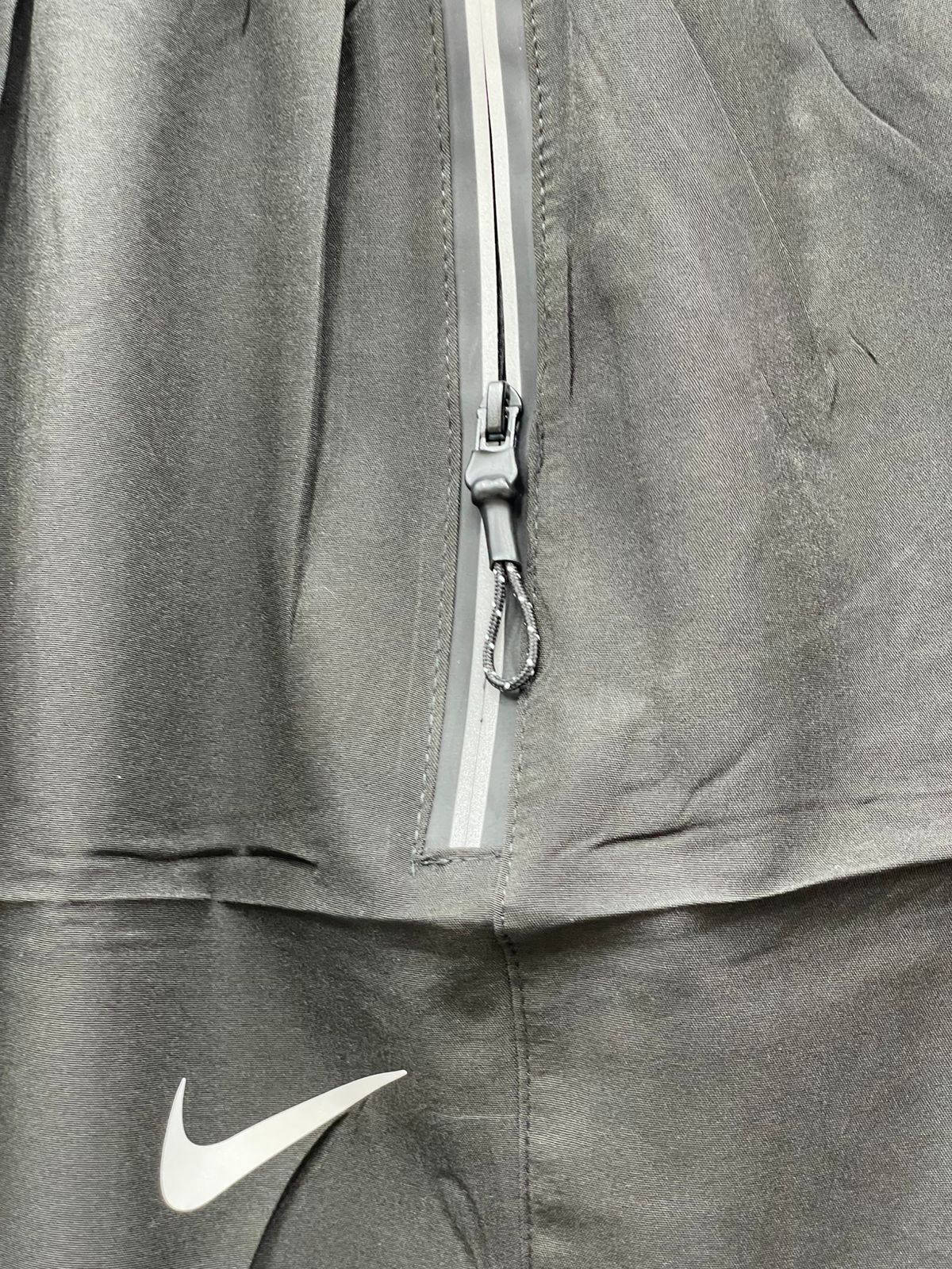 Pantaloneta Deportiva 2 en 1 Pro – Con Licra Interna y Bolsillo con cremallera🛡️