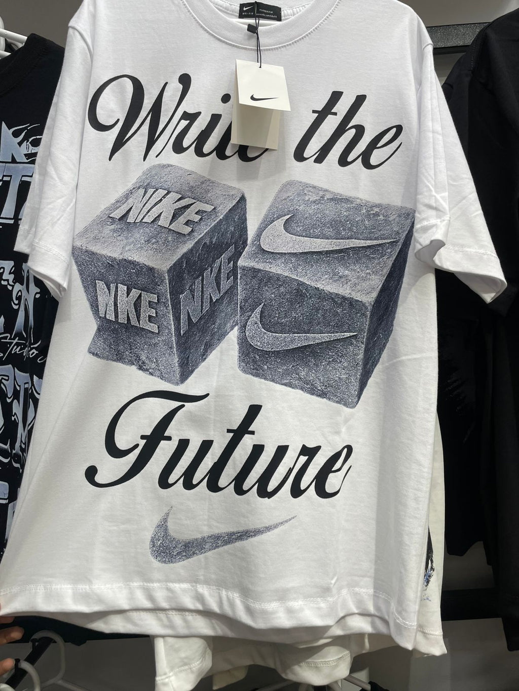 Camiseta nike WRITE THE FUTURE