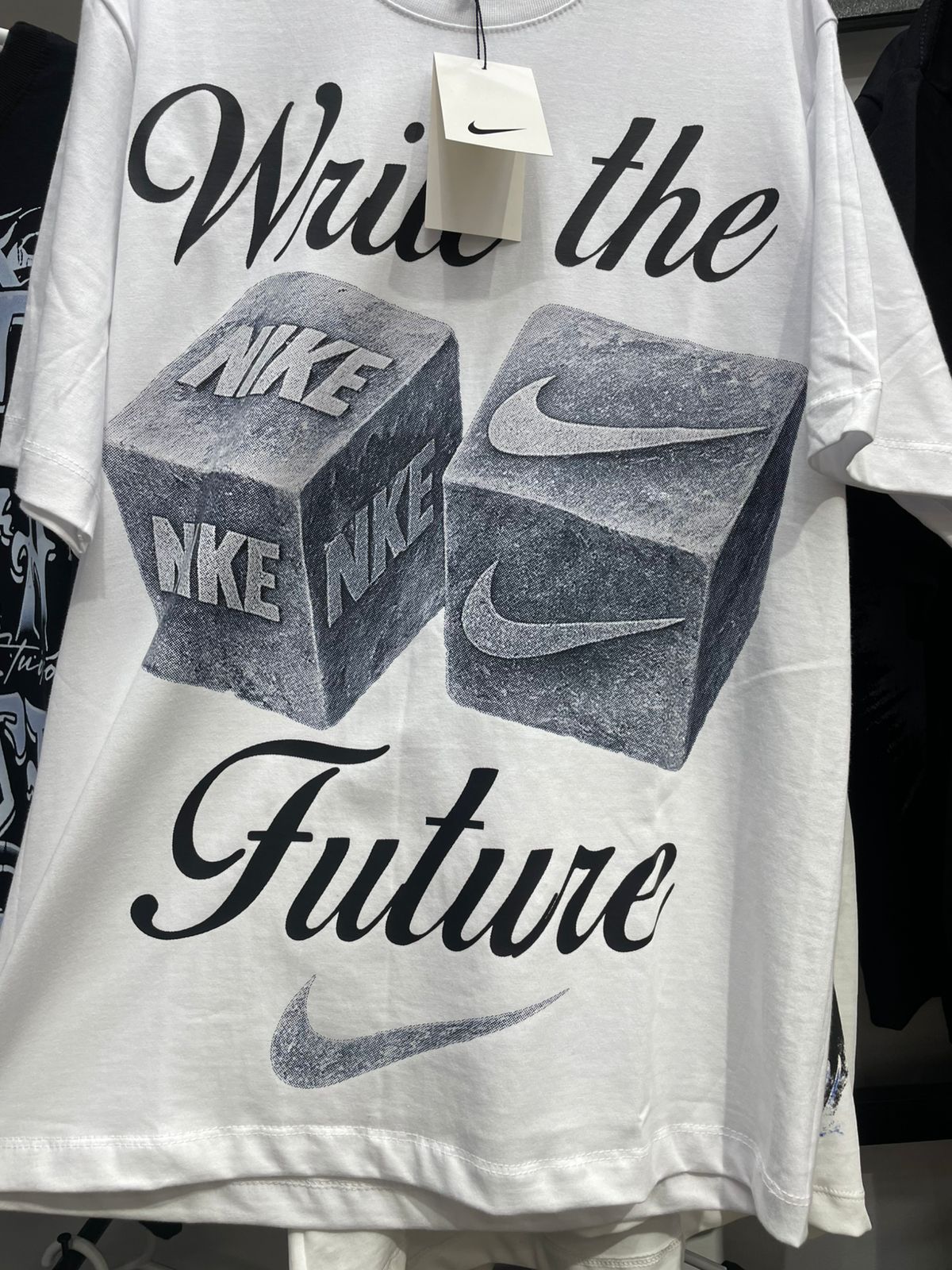 Camiseta nike WRITE THE FUTURE
