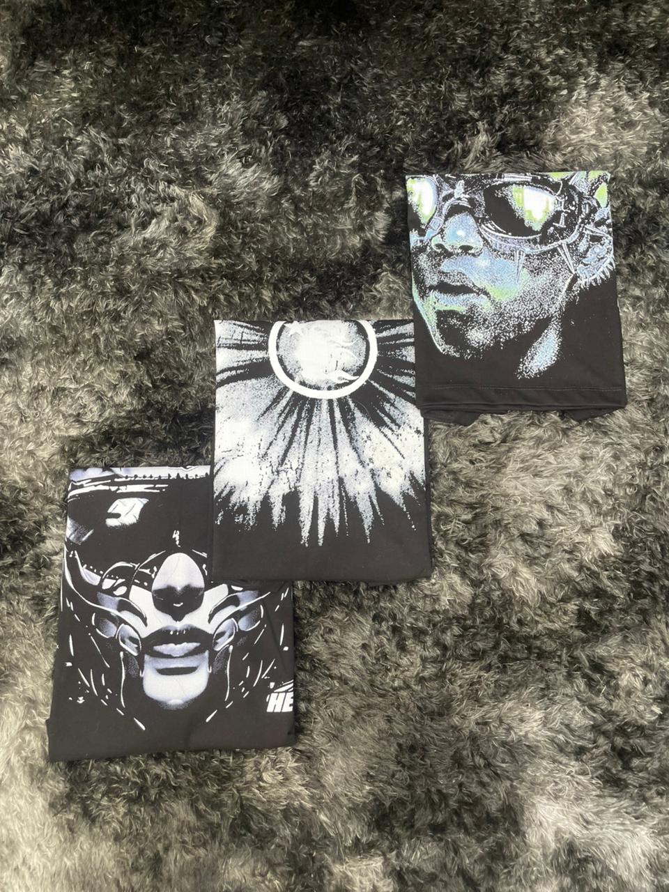 Pack de 3 camisetas graficas de edicion limitada