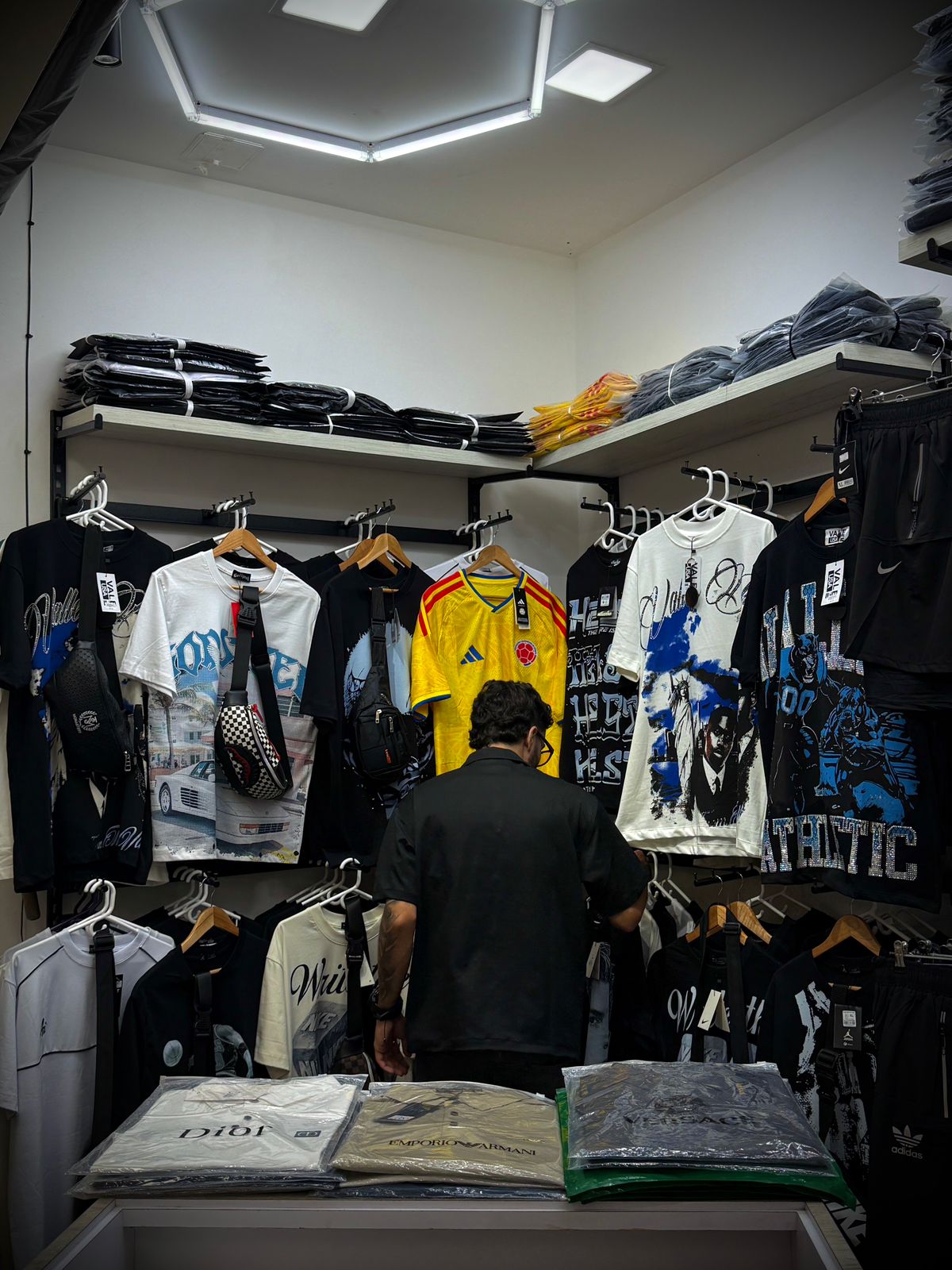 Clothing House